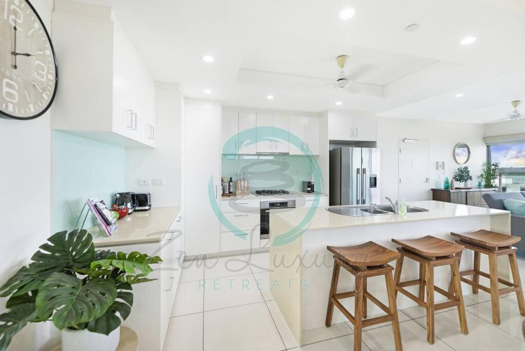 Zen Sea Breeze - Darwin's Premier Family Apartment Darwin