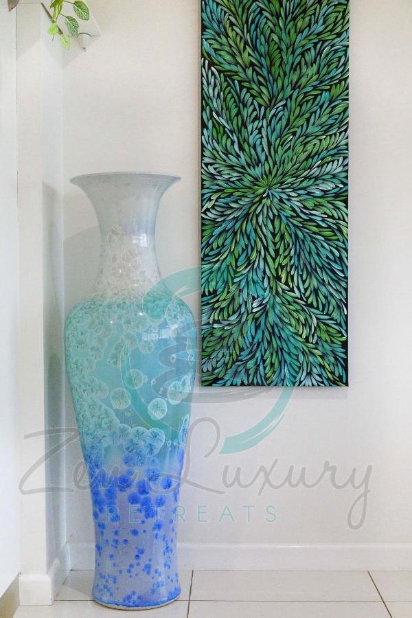 Zen Sea Breeze - Darwin's Premier Family Apartment *